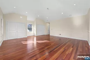 831 Pascack Rd, Paramus, NJ 07652 - Photo 16