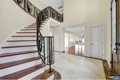 831 Pascack Road, Paramus, NJ 07652 - Photo 2