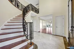 831 Pascack Rd, Paramus, NJ 07652 - Photo 2