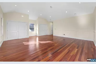 831 Pascack Road, Paramus, NJ 07652 - Photo 16