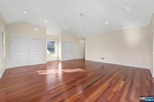 831 Pascack Rd, Paramus, NJ 07652 - Photo 16