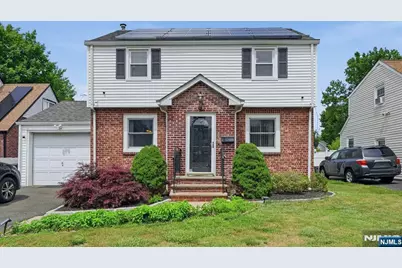 27 Beveridge Street, Teaneck Township, NJ 07666 - Photo 1