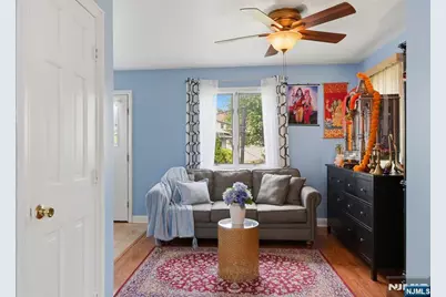 27 Beveridge Street, Teaneck Township, NJ 07666 - Photo 10