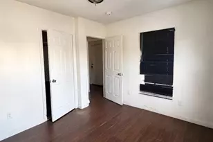 63 Huntington Terrace, Newark, NJ 07112 - Photo 2
