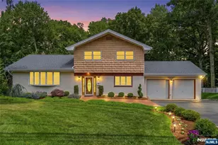 651 Floyd St, Englewood Cliffs, NJ 07632 - Photo 2