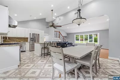 651 Floyd Street, Englewood Cliffs, NJ 07632 - Photo 18