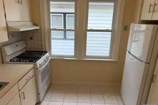 551 Olympia Ave, Cliffside Park, NJ 07010 - Photo 2