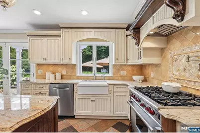 18 Roxbury Downs, Upper Saddle River, NJ 07458 - Photo 18