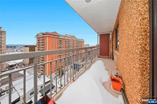151 Prospect Ave 16D, Hackensack, NJ 07601 - Photo 14