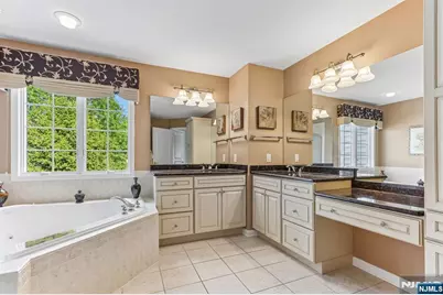 62 Hickory Hill Boulevard 2001 #2001, Totowa, NJ 07512 - Photo 36