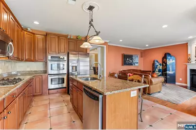 62 Hickory Hill Boulevard 2001 #2001, Totowa, NJ 07512 - Photo 16