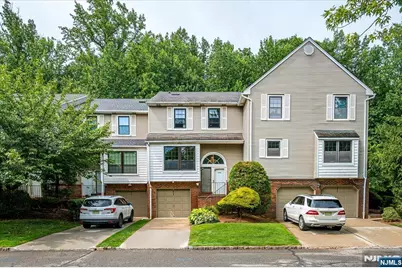 4506 Stonehedge Road 4506 #4506, Edison, NJ 08820 - Photo 1