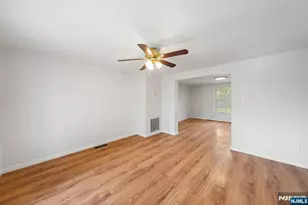 550 Bergen St, Newark, NJ 07108 - Photo 4