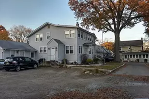 192 W Midland Ave 4, Paramus, NJ 07652 - Photo 2