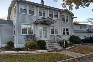 192 W Midland Ave 4, Paramus, NJ 07652 - Photo 1