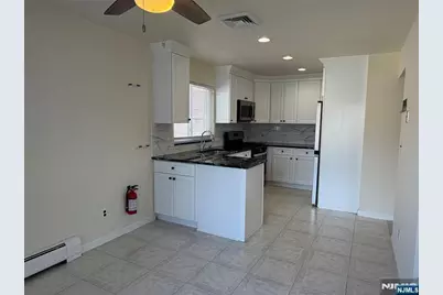 440 Brinkerhoff Avenue B #B, Fort Lee, NJ 07024 - Photo 8