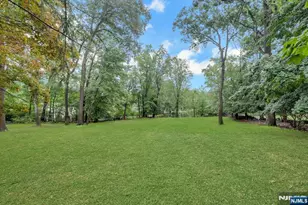 263 Arbor Rd, Franklin Lakes, NJ 07417 - Photo 6