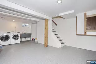 703 Chadwick Dr, Paramus, NJ 07652 - Photo 26