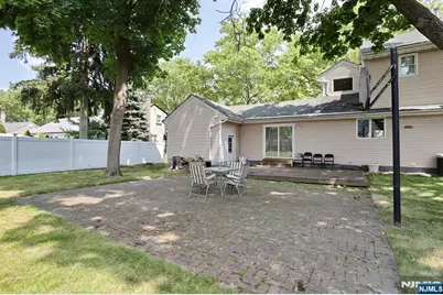 703 Chadwick Drive, Paramus, NJ 07652 - Photo 34