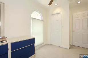 703 Chadwick Dr, Paramus, NJ 07652 - Photo 24