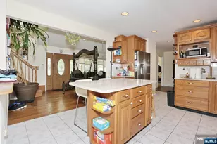 703 Chadwick Dr, Paramus, NJ 07652 - Photo 10