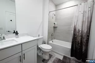 84 Harvest Wy, Little Falls Township, NJ 07424 - Photo 12