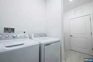 84 Harvest Wy, Little Falls Township, NJ 07424 - Photo 8