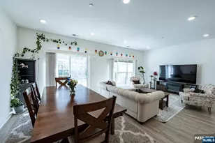 84 Harvest Wy, Little Falls Township, NJ 07424 - Photo 6