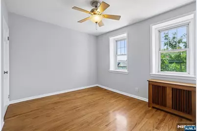310 Centre Avenue, Secaucus, NJ 07094 - Photo 28