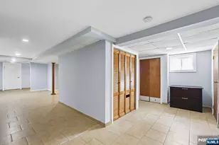 310 Centre Ave, Secaucus, NJ 07094 - Photo 30