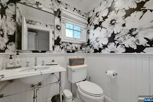 76 Engle St, Tenafly, NJ 07670 - Photo 16