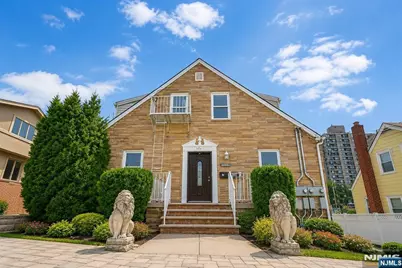 1014 Ponsi Street 1B #1B, Fort Lee, NJ 07024 - Photo 8