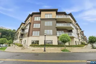 150 Henley Pl 210, Weehawken, NJ 07086 - Photo 50