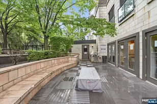 150 Henley Pl 210, Weehawken, NJ 07086 - Photo 32