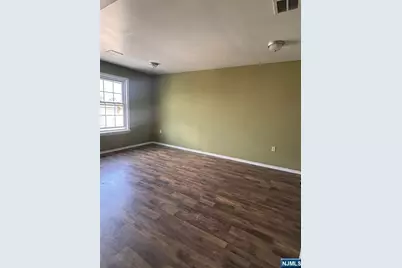 238-240 Maple Street 303 #303, Kearny, NJ 07032 - Photo 8