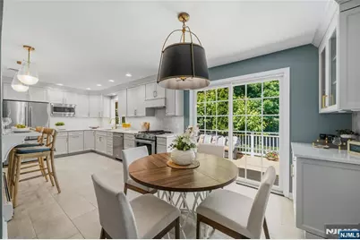 378 Van Beekum Place, Wyckoff Township, NJ 07481 - Photo 10