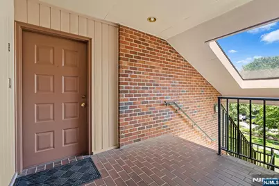 8 Wadsworth Court, Teaneck Township, NJ 07666 - Photo 38