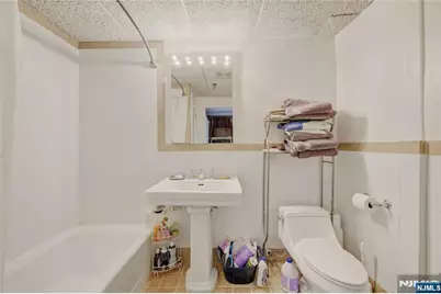 300 Communipaw Avenue 160 #160, Jersey City, NJ 07304 - Photo 6
