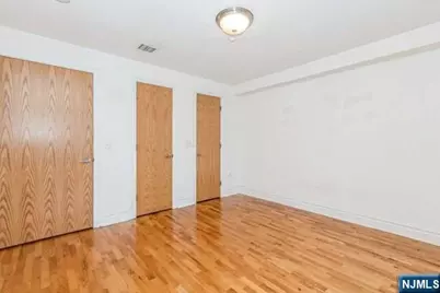 17 Meadow Road 307 #307, Rutherford, NJ 07070 - Photo 14