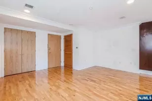 17 Meadow Road 307, Rutherford, NJ 07070 - Photo 8