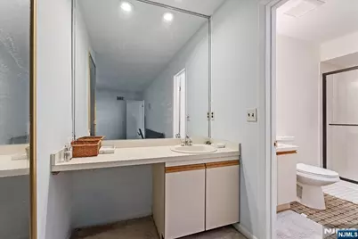 31 Lockley Court, Wayne, NJ 07470 - Photo 14