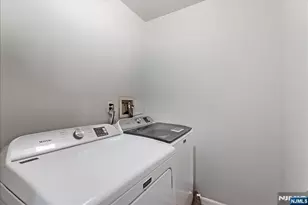 31 Lockley Ct, Wayne, NJ 07470 - Photo 18