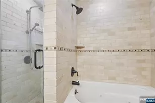 2462 3rd St, Fort Lee, NJ 07024 - Photo 24