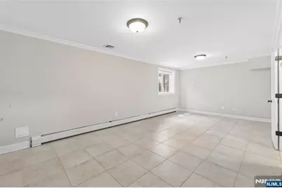2462 3rd Street, Fort Lee, NJ 07024 - Photo 34