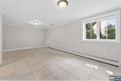 2462 3rd Street, Fort Lee, NJ 07024 - Photo 36