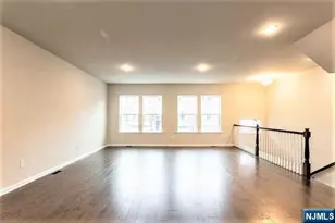 403 Laurel Ln, Cresskill, NJ 07626 - Photo 4