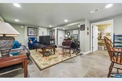 250 Ridge Road, Rutherford, NJ 07070 - Photo 38