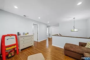22 W Pamrapo Ct, Glen Rock, NJ 07452 - Photo 22