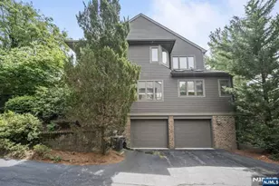 22 W Pamrapo Ct, Glen Rock, NJ 07452 - Photo 42
