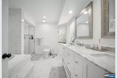22 W Pamrapo Court, Glen Rock, NJ 07452 - Photo 26